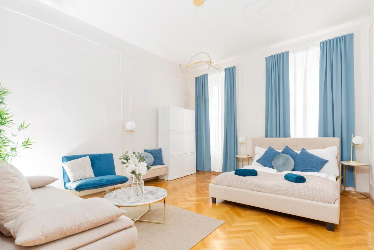 Spacious And Near Metro I Close To Parks I Akh Viena Exterior foto