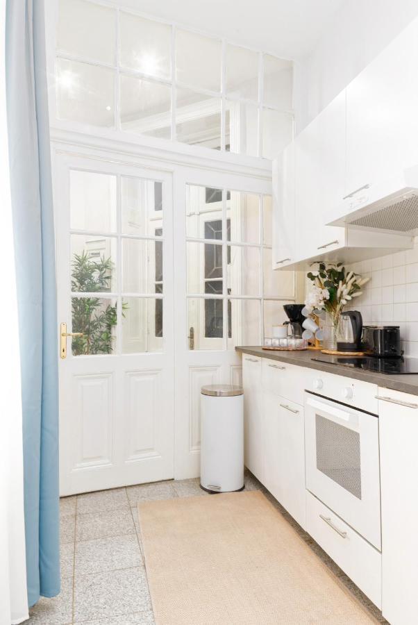 Spacious And Near Metro I Close To Parks I Akh Viena Exterior foto