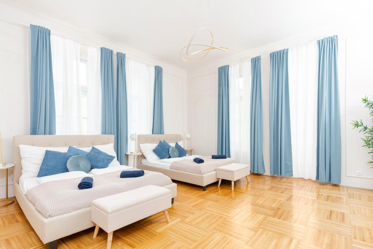 Spacious And Near Metro I Close To Parks I Akh Viena Exterior foto