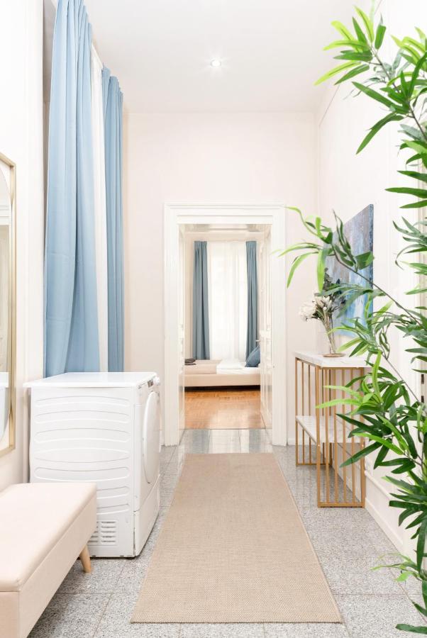 Spacious And Near Metro I Close To Parks I Akh Viena Exterior foto