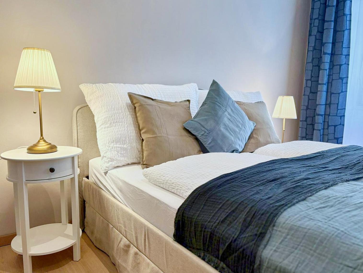 Spacious And Near Metro I Close To Parks I Akh Viena Exterior foto
